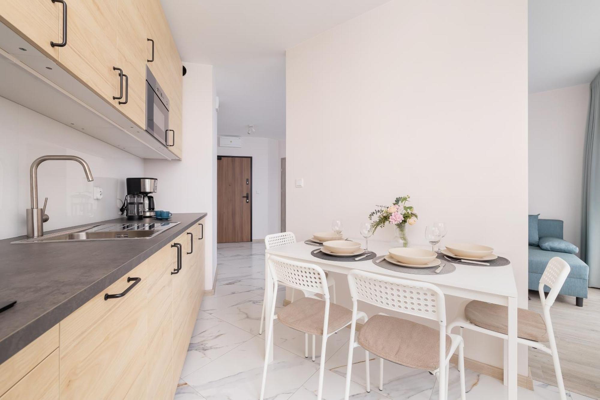 Cozy Laszkiewicza With Parking By Renters Appartement