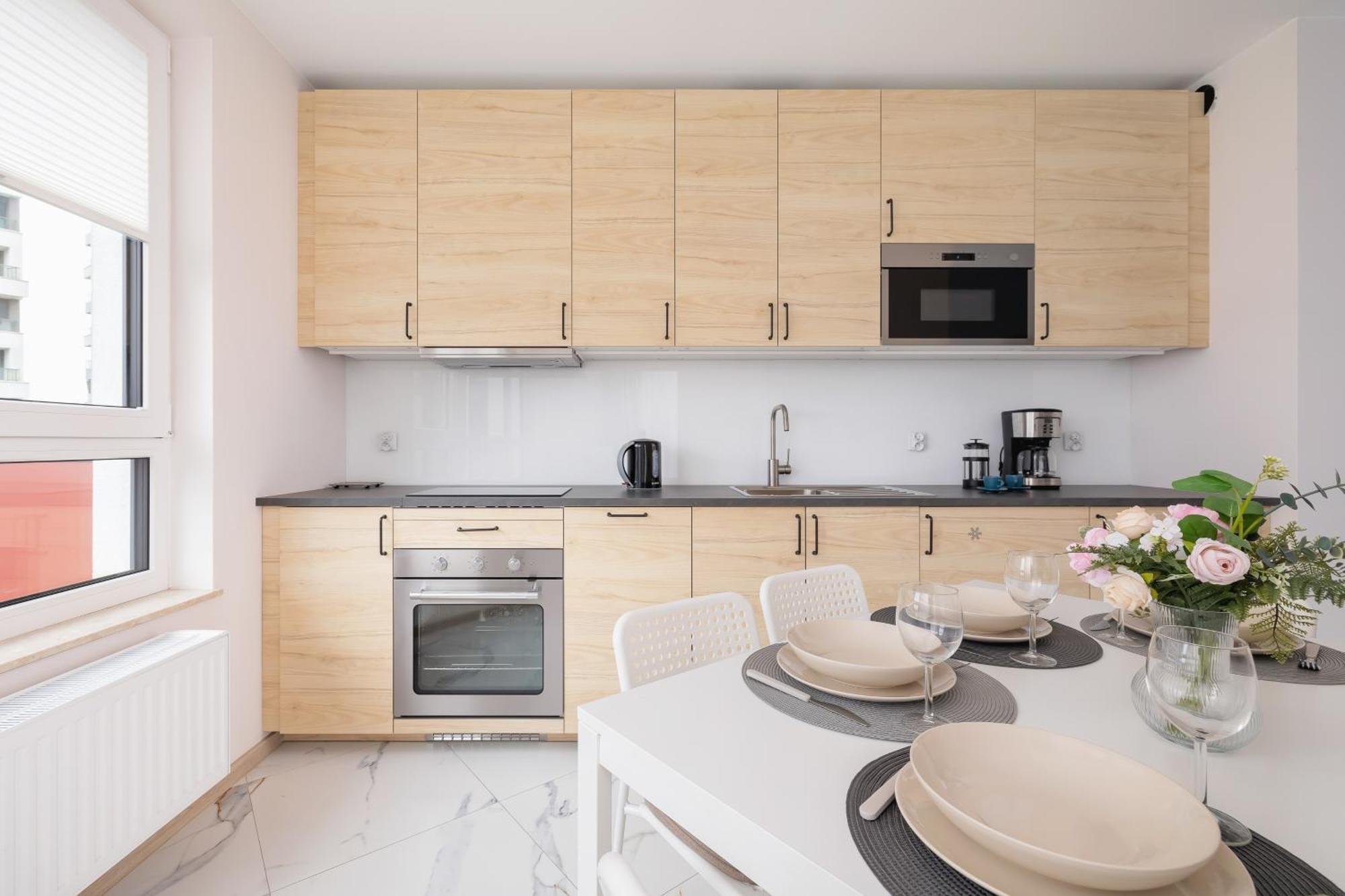 Cozy Laszkiewicza With Parking By Renters Appartement